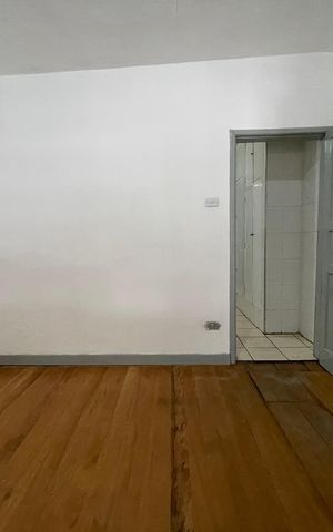 Casa à venda com 100m², 3 quartos e 2 vagas Casa à venda com 100m², 3 quartos e 2 vagasSala de Jantar