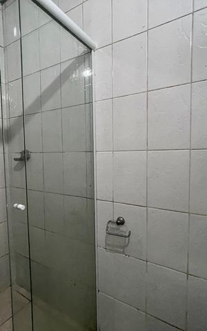 Casa à venda com 100m², 3 quartos e 2 vagas Casa à venda com 100m², 3 quartos e 2 vagasBanheiro 2