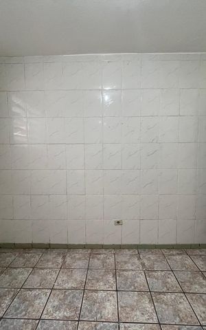 Casa à venda com 100m², 3 quartos e 2 vagas Casa à venda com 100m², 3 quartos e 2 vagasQuarto 2