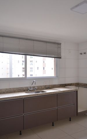 Apartamento à venda com 115m², 3 quartos e 2 vagasCozinha