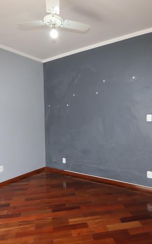 Casa à venda com 195m², 3 quartos e 2 vagasQuarto 2