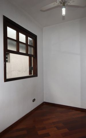 Casa à venda com 195m², 3 quartos e 2 vagasQuarto 3