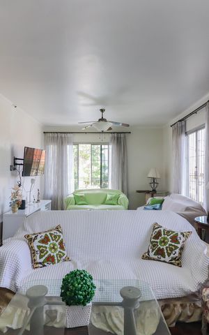 Casa para alugar com 299m², 5 quartos e 5 vagas Casa para alugar com 299m², 5 quartos e 5 vagasSala