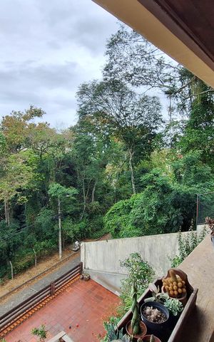Casa à venda com 532m², 5 quartos e 2 vagasEscritório