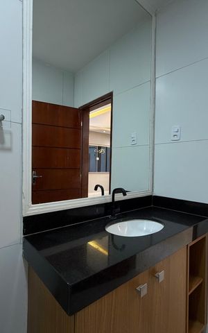Casa de condomínio à venda com 300m², 5 quartos e 1 vaga Casa de condomínio à venda com 300m², 5 quartos e 1 vagaBanheiro social