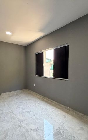 Casa de condomínio à venda com 300m², 5 quartos e 1 vaga Casa de condomínio à venda com 300m², 5 quartos e 1 vagaTerceiro andar