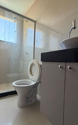 Casa de condomínio à venda com 300m², 5 quartos e 1 vaga Casa de condomínio à venda com 300m², 5 quartos e 1 vagaTerceiro andar