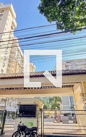 Apartamento à venda com 70m², 2 quartos e 1 vagaFachada