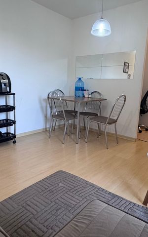 Apartamento à venda com 5m², 2 quartos e 1 vaga Apartamento à venda com 5m², 2 quartos e 1 vagaSala