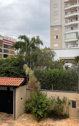 Casa à venda com 407m², 5 quartos e 4 vagas