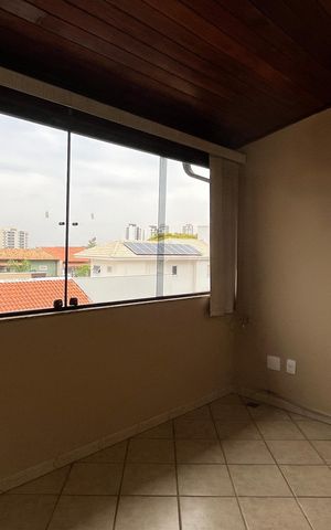 Casa à venda com 407m², 5 quartos e 4 vagas