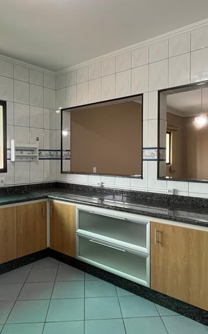 Casa à venda com 407m², 5 quartos e 4 vagas