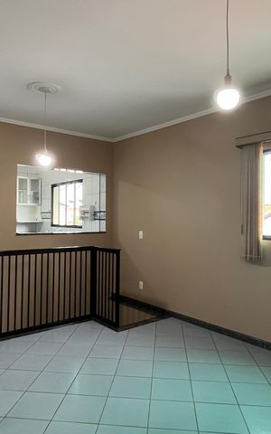 Casa à venda com 407m², 5 quartos e 4 vagas