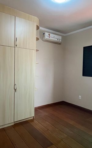 Casa à venda com 407m², 5 quartos e 4 vagas