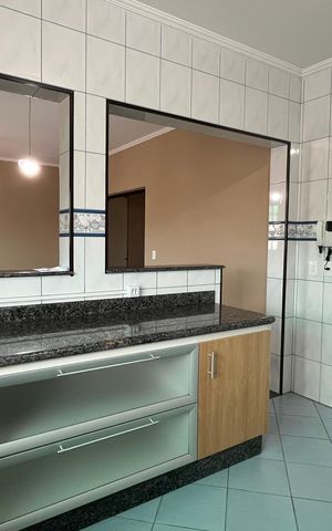 Casa à venda com 407m², 5 quartos e 4 vagas
