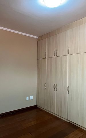 Casa à venda com 407m², 5 quartos e 4 vagas