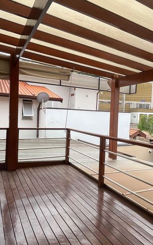 Casa à venda com 407m², 5 quartos e 4 vagas