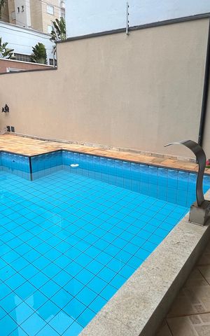Casa à venda com 407m², 5 quartos e 4 vagas