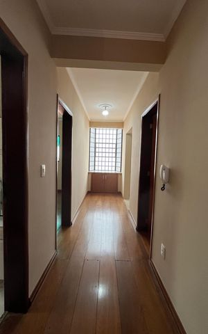 Casa à venda com 407m², 5 quartos e 4 vagas