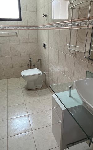 Casa à venda com 407m², 5 quartos e 4 vagas