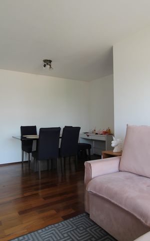 Apartamento à venda com 121m², 2 quartos e 1 vagaSala