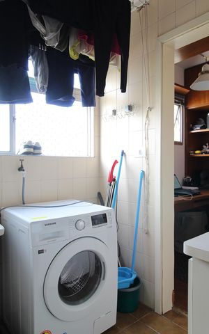 Apartamento à venda com 121m², 2 quartos e 1 vagaÁrea de Serviço