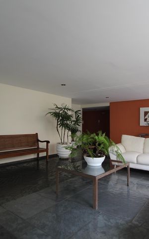 Apartamento à venda com 121m², 2 quartos e 1 vagaHall Social