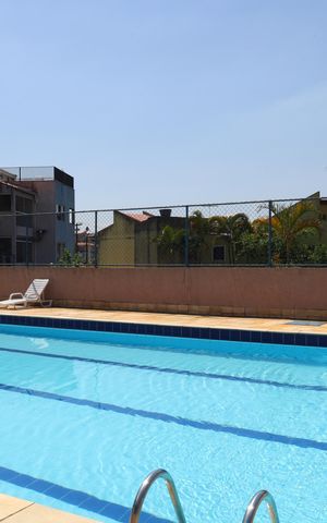 Casa de condomínio para alugar com 185m², 3 quartos e 2 vagasÁrea comum - Piscina
