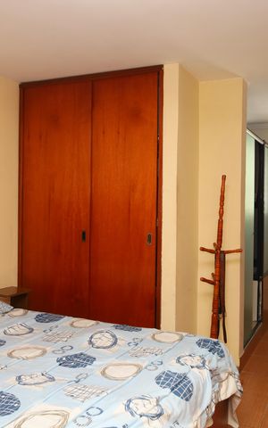 Casa de condomínio para alugar com 185m², 3 quartos e 2 vagasSuíte