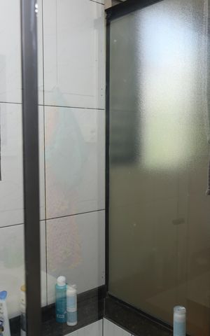 Casa de condomínio para alugar com 185m², 3 quartos e 2 vagasBanheiro da Suíte