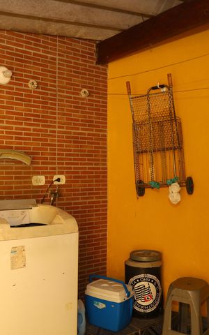 Casa de condomínio para alugar com 185m², 3 quartos e 2 vagasÁrea de Serviço