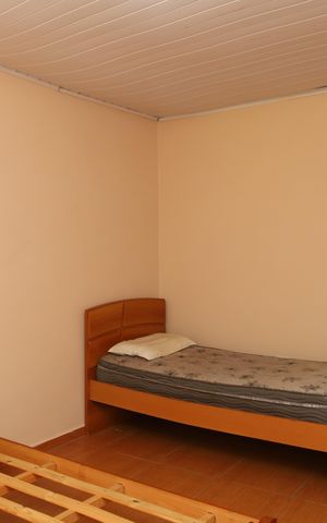 Casa de condomínio para alugar com 185m², 3 quartos e 2 vagasQuarto 1