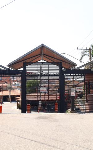 Casa de condomínio para alugar com 185m², 3 quartos e 2 vagasFachada do condomínio