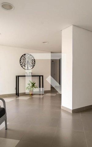 Apartamento à venda com 58m², 2 quartos e 2 vagas Apartamento à venda com 58m², 2 quartos e 2 vagasHall social