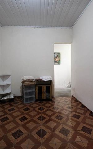 Casa à venda com 100m², 2 quartos e 2 vagasQuarto 1