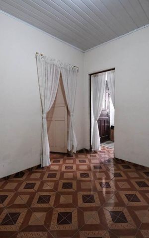 Casa à venda com 100m², 2 quartos e 2 vagasQuarto 1