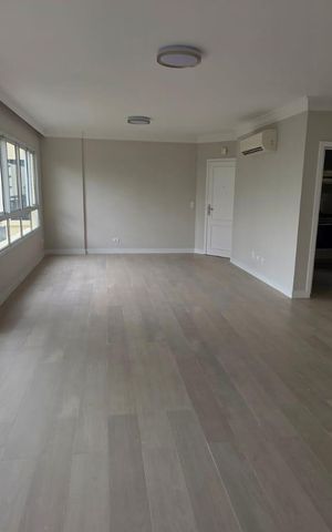 Apartamento à venda com 128m², 3 quartos e 4 vagas