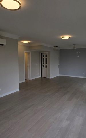Apartamento à venda com 128m², 3 quartos e 4 vagas