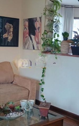 Apartamento à venda com 220m², 4 quartos e 4 vagas