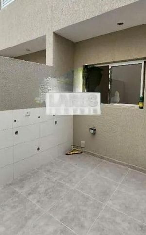 Casa à venda com 100m², 3 quartos e 2 vagas