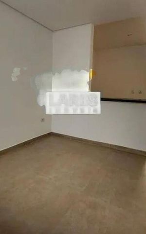 Casa à venda com 100m², 3 quartos e 2 vagas