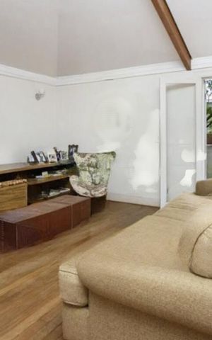 Casa à venda com 279m², 3 quartos e 3 vagas