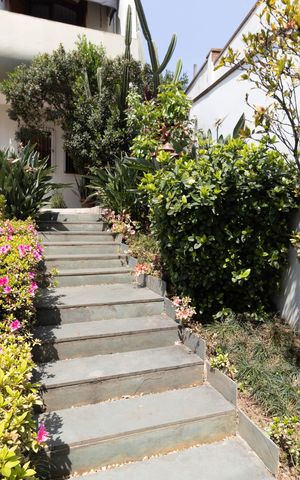 Casa para alugar com 403m², 5 quartos e 6 vagas Casa para alugar com 403m², 5 quartos e 6 vagasEntrada