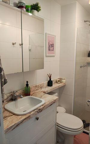 Apartamento à venda com 43m², 2 quartos e 1 vaga Apartamento à venda com 43m², 2 quartos e 1 vagaBanheiro