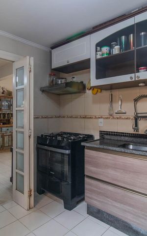 Casa à venda com 170m², 3 quartos e 2 vagasCozinha