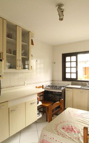 Casa de condomínio à venda com 121m², 3 quartos e 2 vagasCozinha
