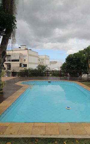 Casa de condomínio à venda com 121m², 3 quartos e 2 vagasÁrea comum - Piscina