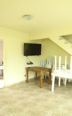 Casa de condomínio à venda com 121m², 3 quartos e 2 vagasÁrea comum - Salão de festas