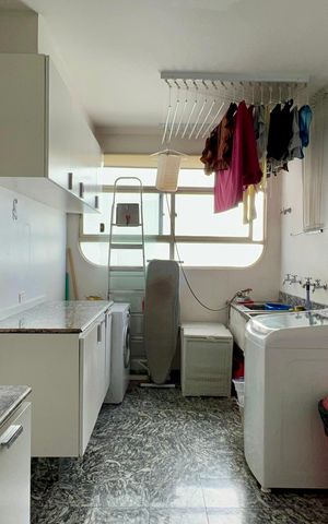 Apartamento à venda com 360m², 3 quartos e 2 vagas Apartamento à venda com 360m², 3 quartos e 2 vagasÁrea de Serviço