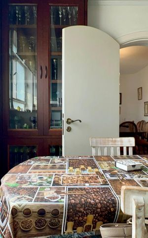 Apartamento à venda com 360m², 3 quartos e 2 vagas Apartamento à venda com 360m², 3 quartos e 2 vagasCopa